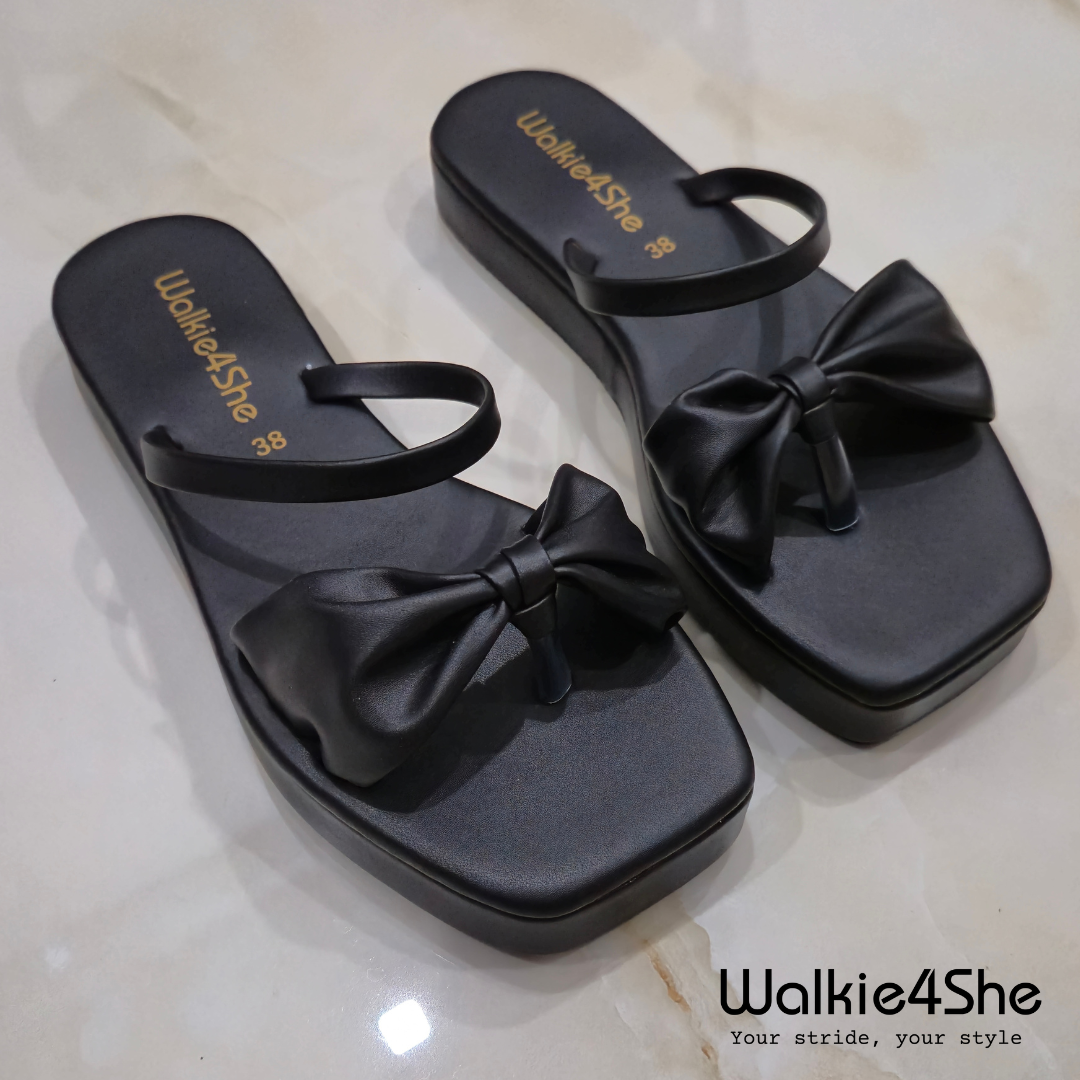 W4S-F-1122 Platform Sandal - Black
