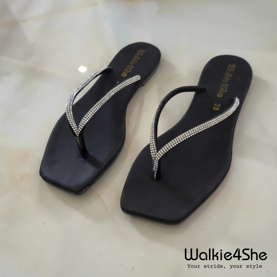 W4S-F-1315 Flat Sandal - Black