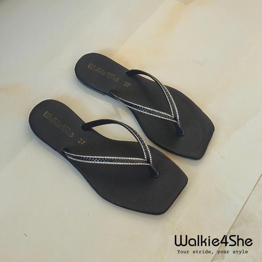 W4S-F-1112 Flat Sandal - Black